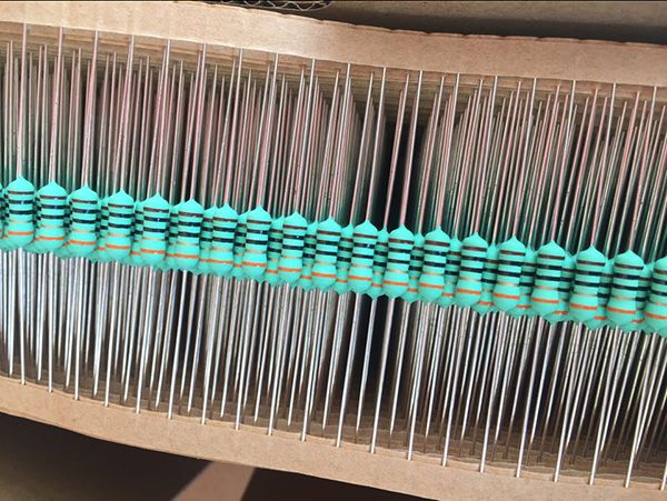 貼片繞線保險(xiǎn)電阻