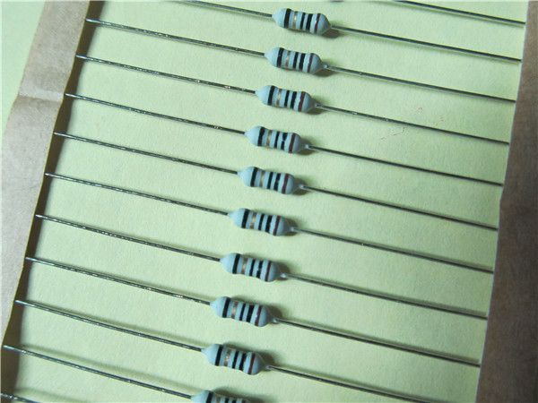 保險(xiǎn)絲電阻器   0.5WS 10R